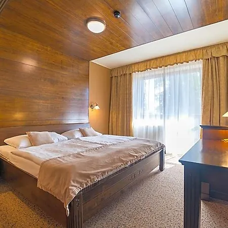 Aplend Wellness Borovica ホテル Vysoké Tatry