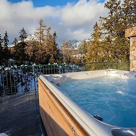 ホテル Aplend Wellness Borovica Vysoké Tatry